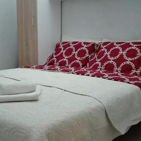 Apartmani Zoran Bilic Promajna Exteriör bild